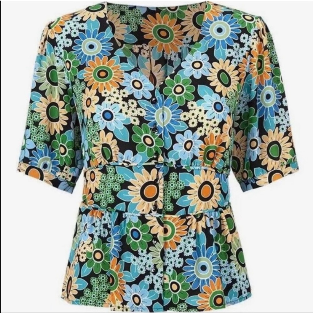 NWOT Cabi Happy Top Size M